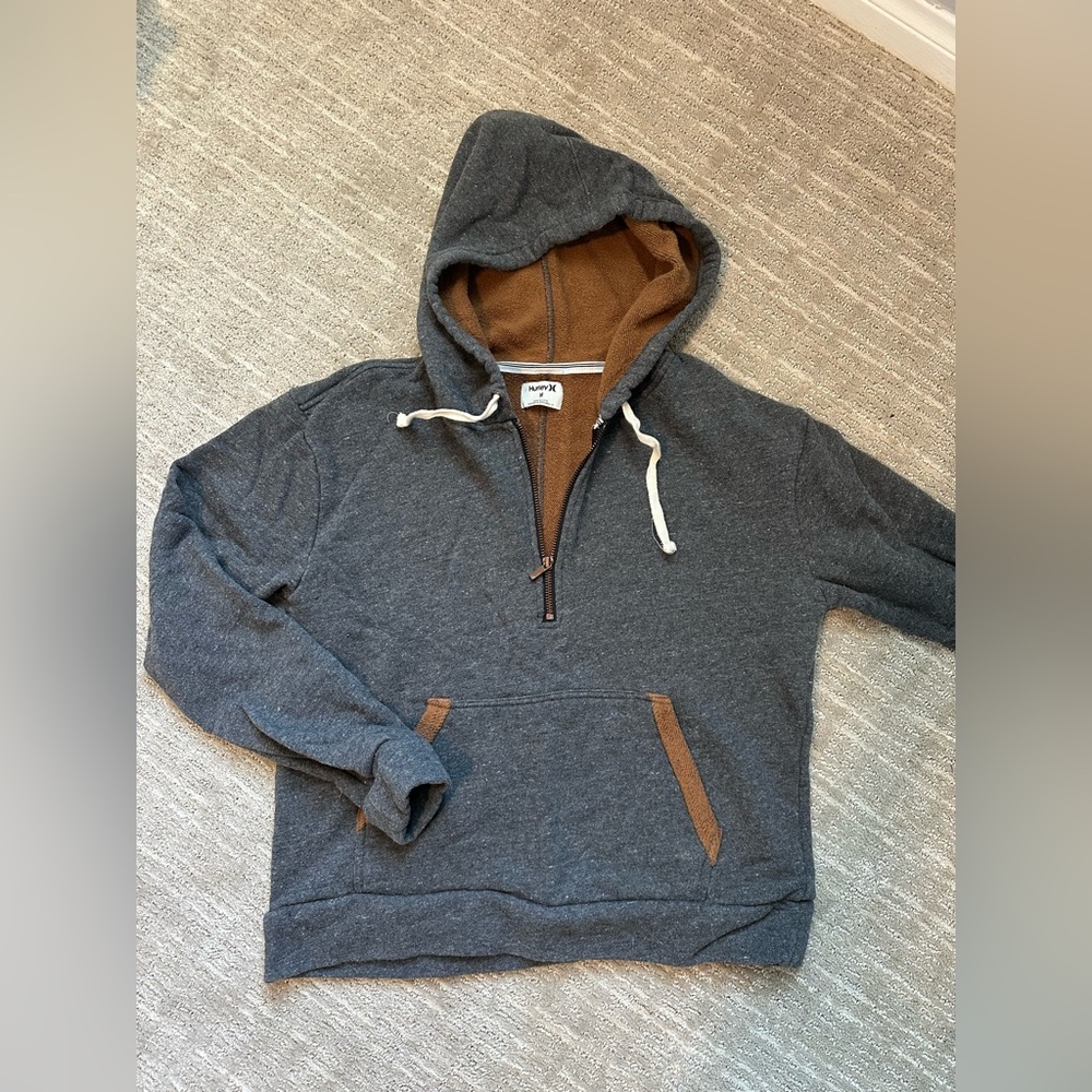 Hurley Women’s Sz M Half Zip Sweatshirt